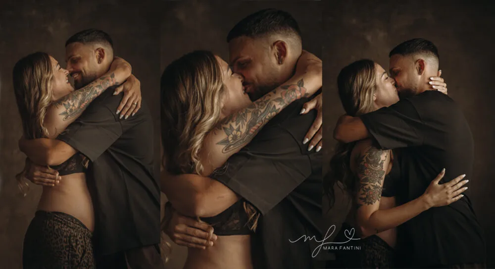 Servizio fotografico gravidanza Roma studio — coppia in attesa sequenza abbraccio luce chiaroscuro Mara Fantini Servizio fotografico gravidanza Roma studio — coppia in attesa sequenza abbraccio luce chiaroscuro Mara Fantini
